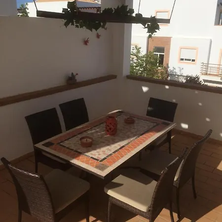 Gomeira Floor